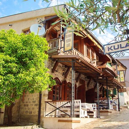 Kula Boutique Hotel Bar Exterior photo